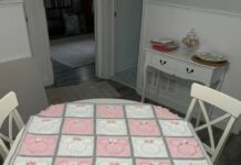 Crochet Baby Blanket with Minnie