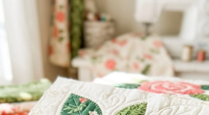 The Happy Rose Quilt Block